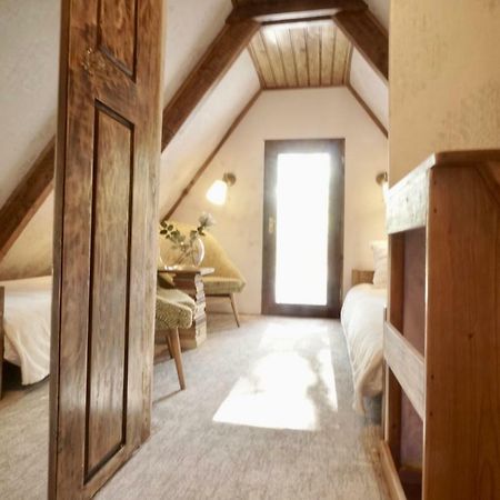 Nadi'S Holiday Home - Heart Of Woods, Szentendre Island Szigetmonostor エクステリア 写真